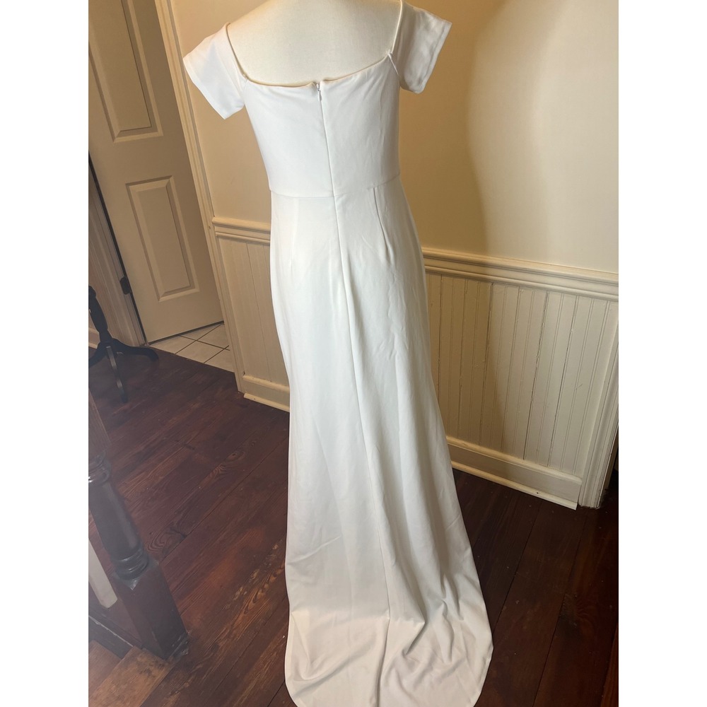 Lulus loveliest Aura White Off‎ the Shoulder Dress Gown Wedding Size medium - Picture 6 of 7